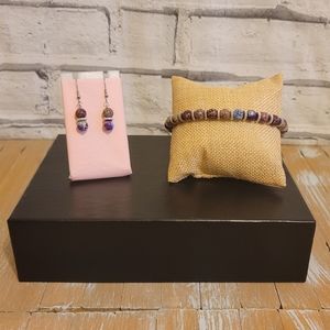 Earrings and bracelet set
